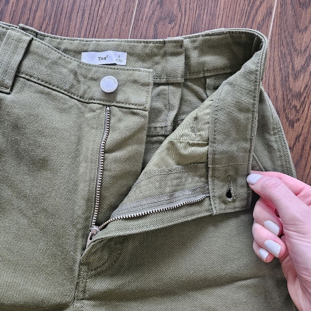 Aritzia TNA Greenwich Pant High-Waisted Carpenter Twill Olive Green Pants Size 2 - Picture 7 of 13